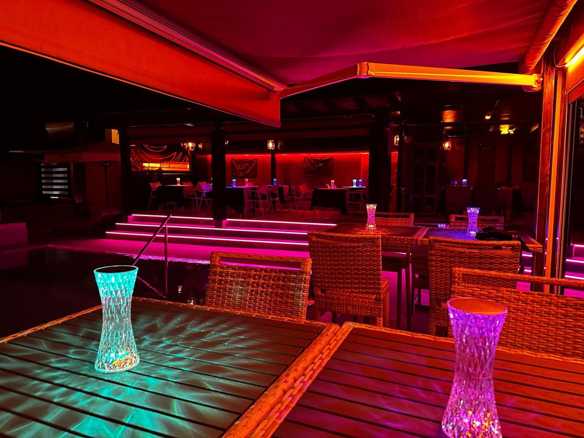 Hotel del amor Paradise - Fkk Swinger & Nudist Couples Only