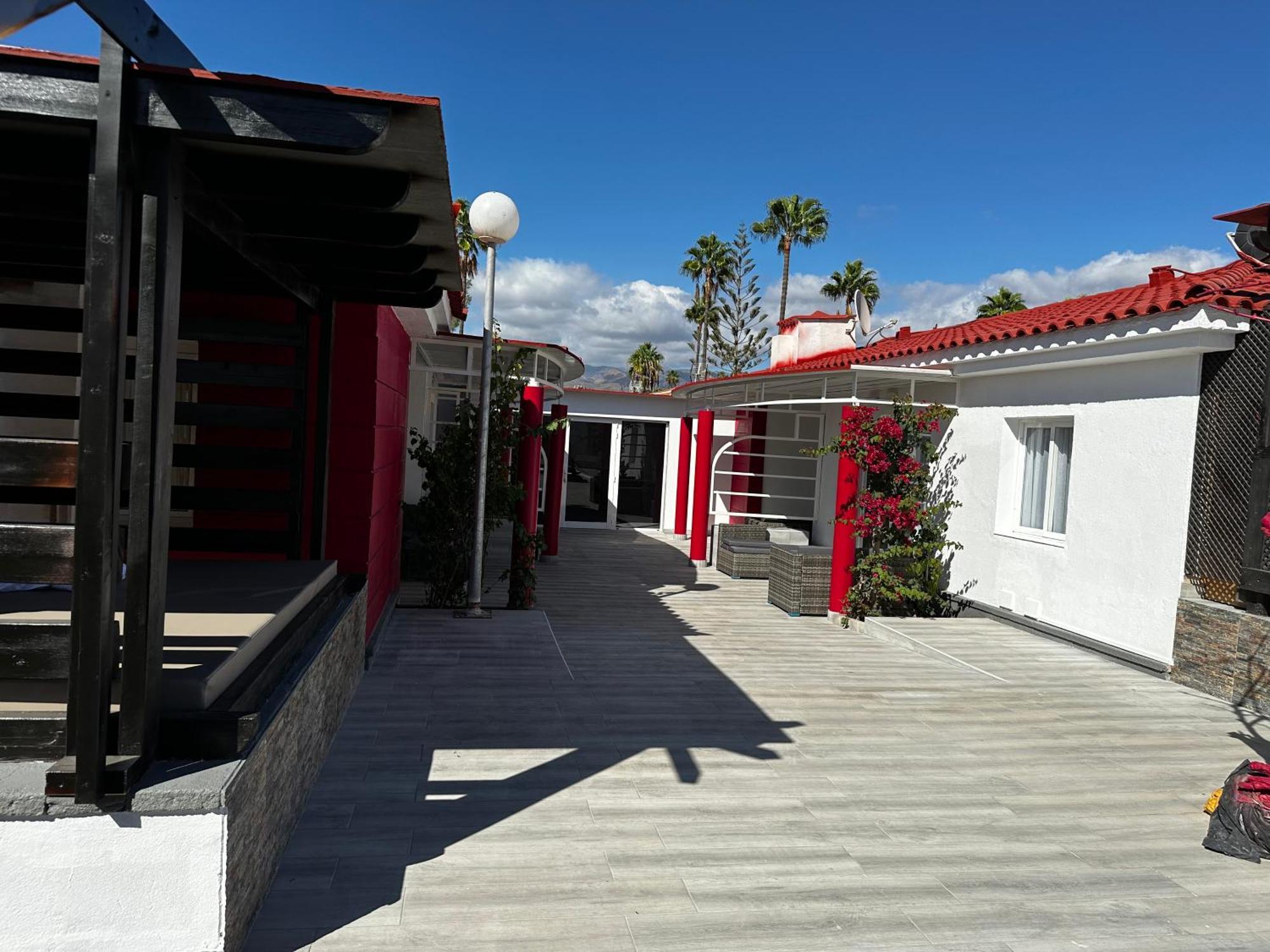 Paradise - Fkk Swinger & Nudist Couples Only Hotel del amor